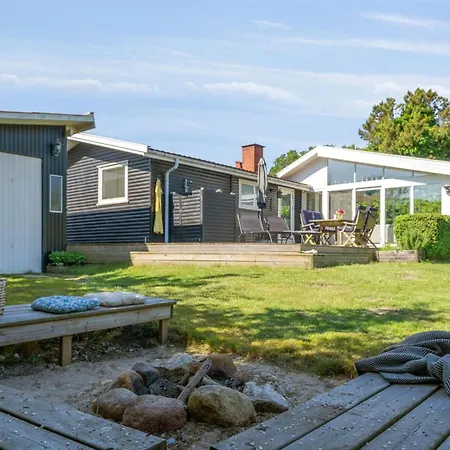 Felis - 75m From The Sea By Interhome Martofte