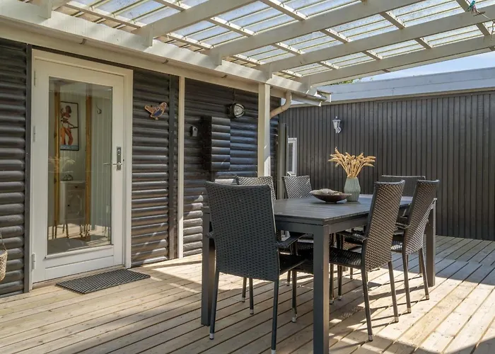 Felis - 75m From The Sea By Interhome